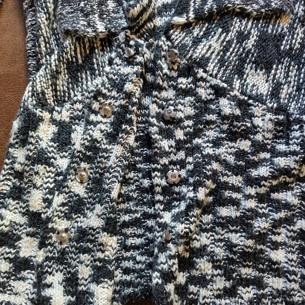Element Cardigan Snap Button Closure. - image 3